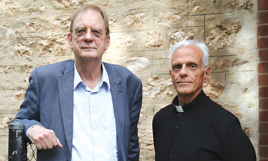 Peter Goers and actor Robert Cusenza at rehearsal.