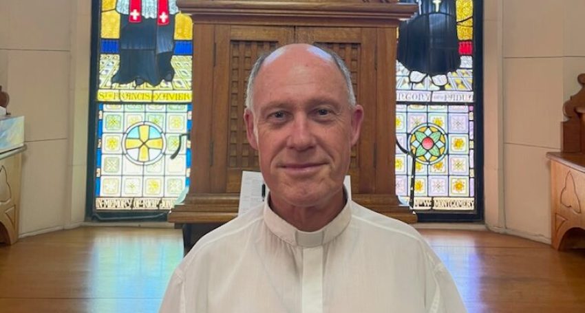 Reverend Dr Peter Murphy